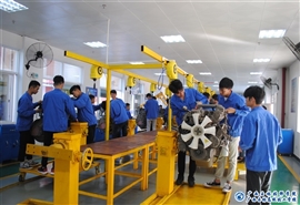 融入企業(yè)文化的內燃機體驗中心